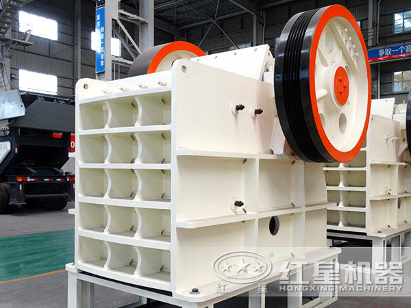 鐵礦石破碎機