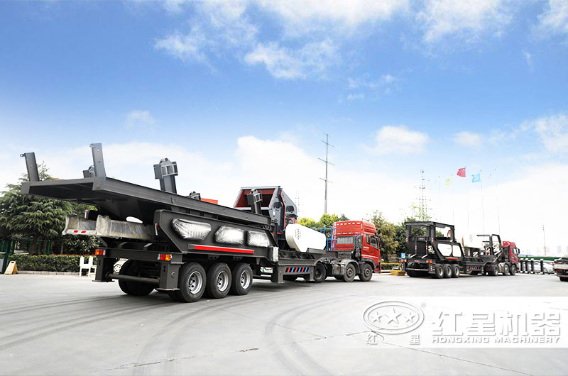 車載式建筑垃圾破碎機發貨現場
