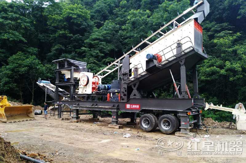 車載式建筑垃圾破碎機
