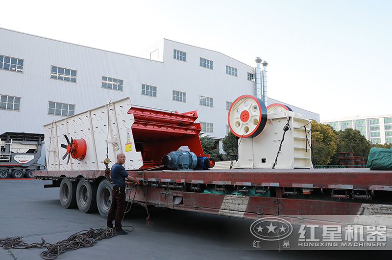 PE-150×250顎式破碎機設備發貨