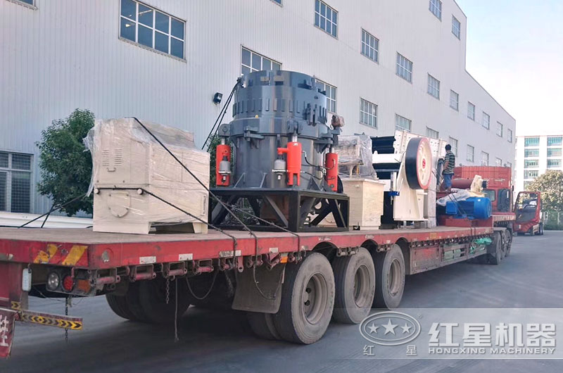 69顎破和圓錐破裝車完畢，準備發貨