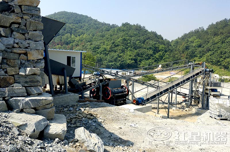 湖北廣水機制砂生產線一角，近距離觀看細鄂破機