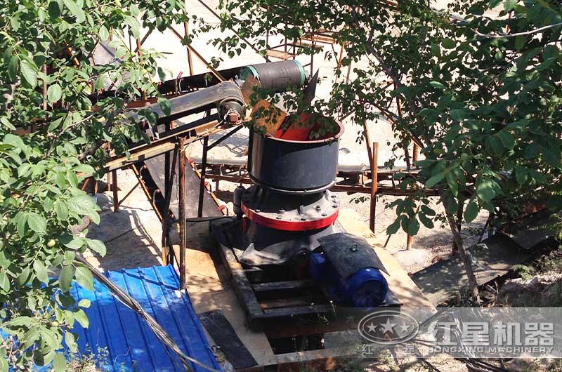 安徽日產六千噸碎石作業現場